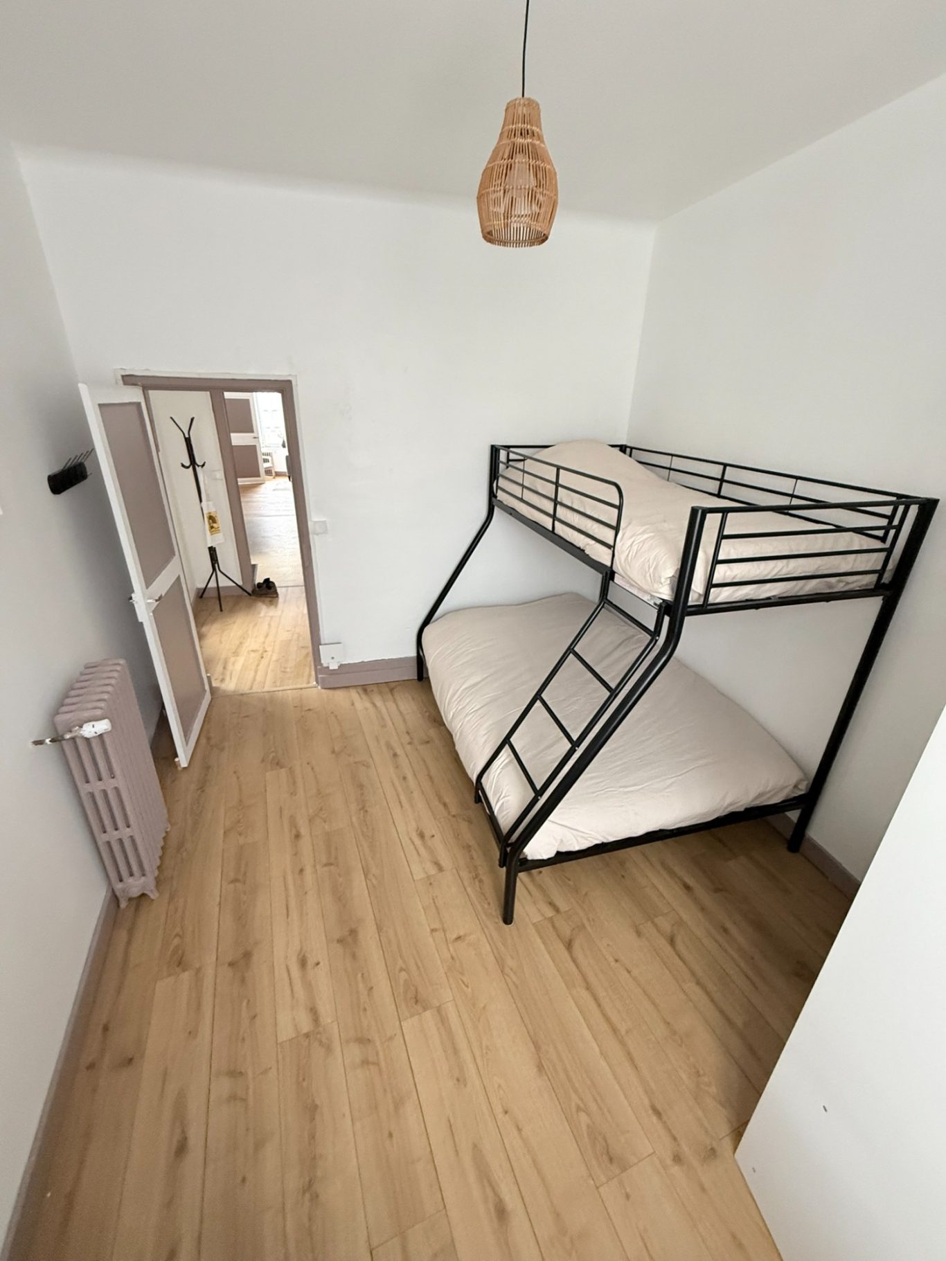 Chambre 2 location gite pèlerins tannay